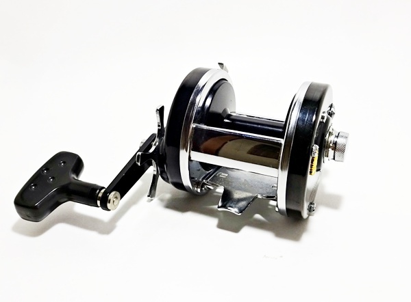 ABU9000CL Chrome　中古美品 2025年最新】Yahoo!オークション -アブアンバサダー9000の中古品・新品