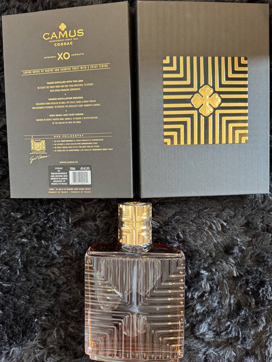 CAMUS Extra & XO コニャック ２本セット　未開封　古酒　箱あり CAMUS Extra & XO コニャック 2本セット 未開封 古酒 箱あり