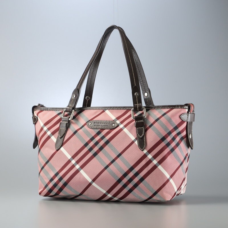 【未使用】BURBERRY BLUELABEL バッグ 未使用 バーバリーブルーレーベル ホース刺繍 チェーン付き
