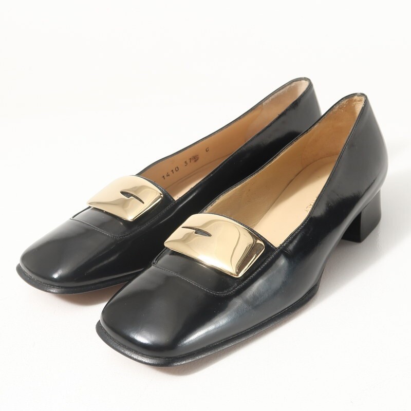 【未使用品】GUCCI グッチ パンプス スクエアトゥ ブランドプレート 黒 2025年最新】Yahoo!オークション -グッチ スクエアトゥパンプス