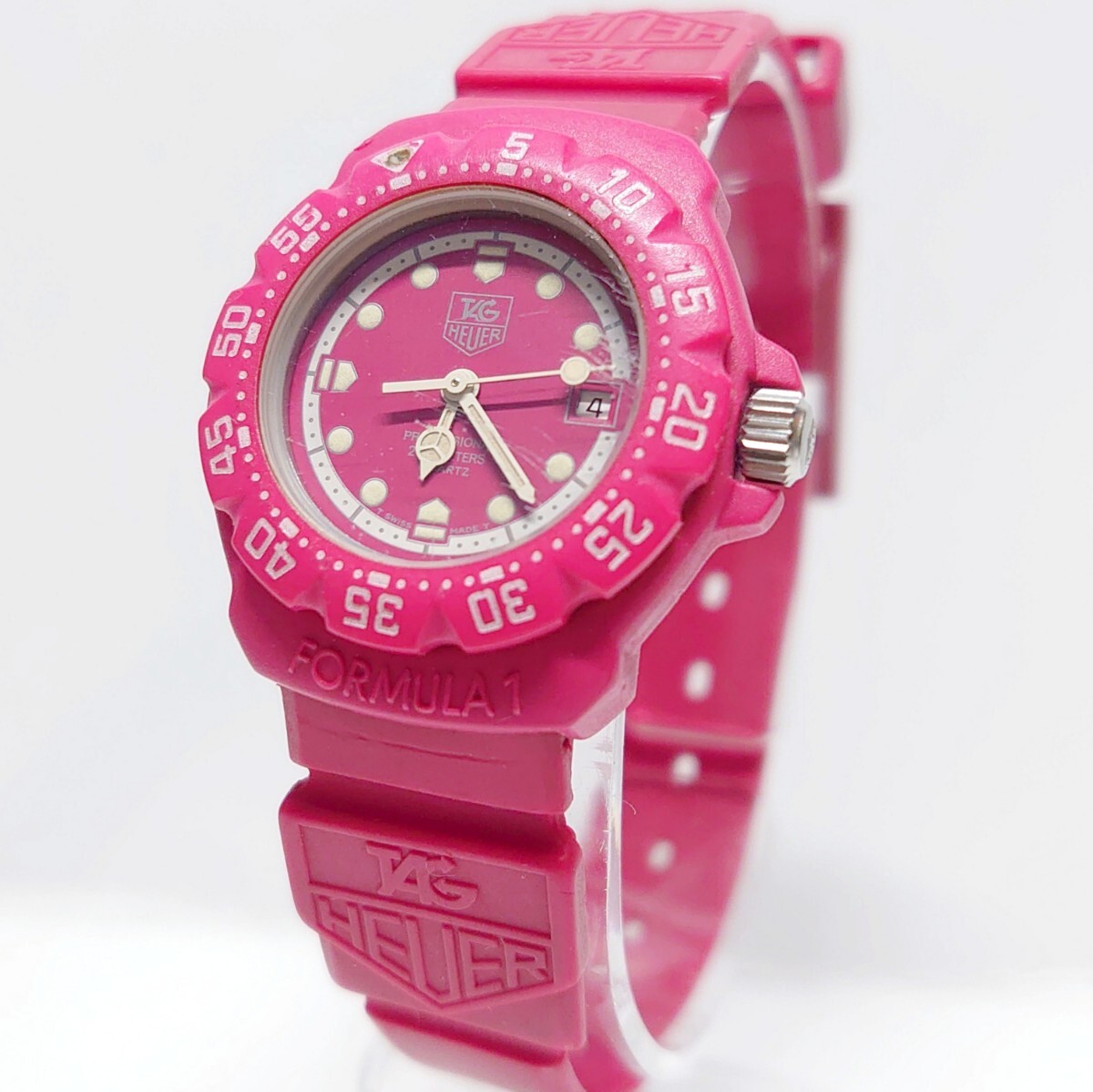 稼働 TAG HEUER タグホイヤー フォーミュラ１　WA1417 ピンク TAG HEUER タグホイヤー フォーミュラ1 【WA1417】 時計ベルト