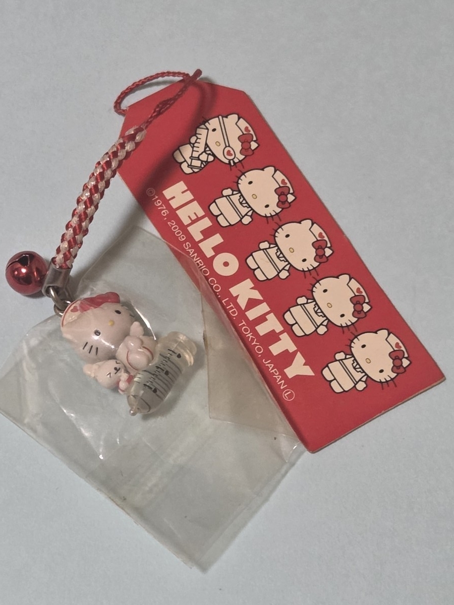 Yahoo!オークション -「キティご当地ストラップ」の落札相場
