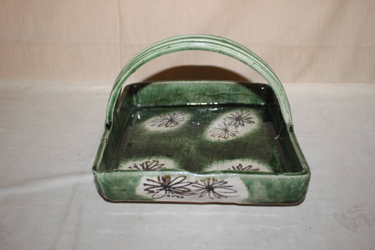 美品 茶道具 景陶造 織部 松皮菱 手鉢 菓子器 陶印 共箱 美品 茶道具 景陶造 織部 松皮菱 手鉢 菓子器 陶印