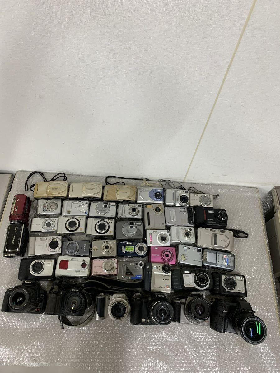 デジタルカメラ。ジャンク品！まとめ売り！ デジカメなどカメラ類13個まとめ売り ジャンク カメラ(junk