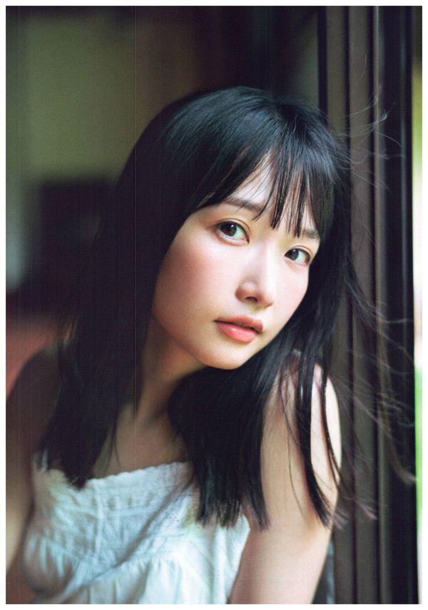 STU48 岩田陽菜 直筆サイン入りチェキ 8枚セット STU48の7ならべ 直筆サイン入り】STU48 岩田陽菜1st写真集 選べないクレヨン