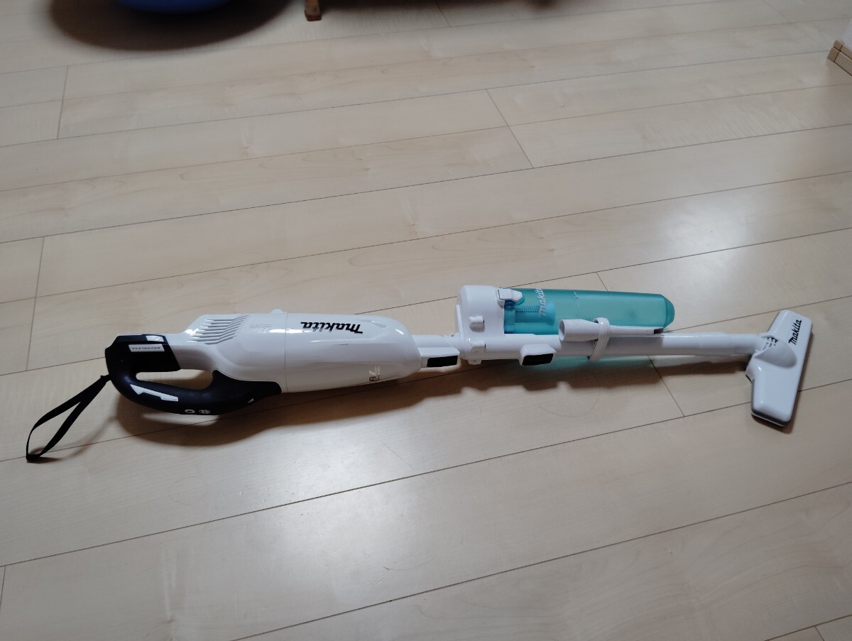 Yahoo!オークション -「マキタ コードレス掃除機cl281」の落札