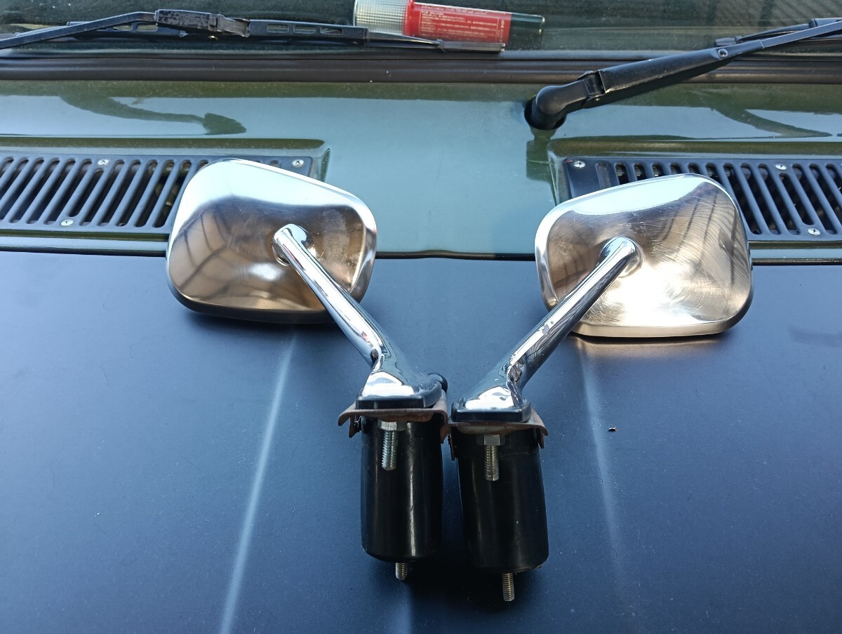 旧車。当時物。日産。ケンメリ。ヨンメリ。純正。フェンダーミラー。本体左右。中古品 旧車。当時物。日産。ケンメリ。ヨンメリ。純正。フェンダー