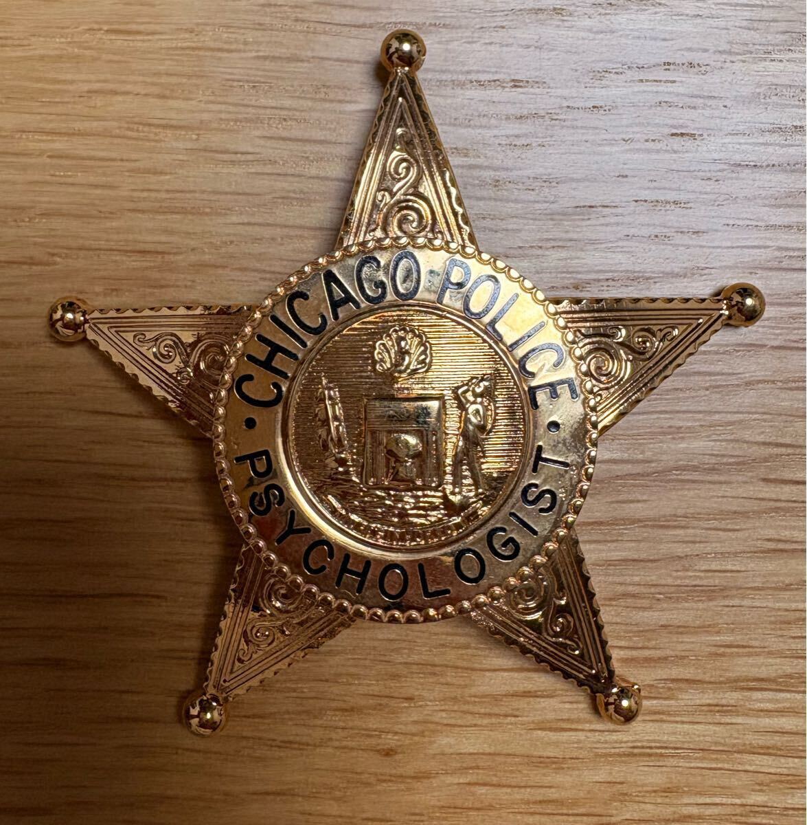 ポリスバッジ　警察バッジセット シアトル・シカゴ Amazon.co.jp: ポリスバッジ CPD シカゴ市警察 ディテクティブ+