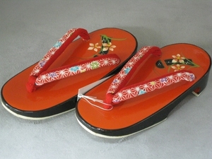 * новый товар женщина .... для geta покрытие * немного есть дефект * 16.5cm * бесплатная доставка 01