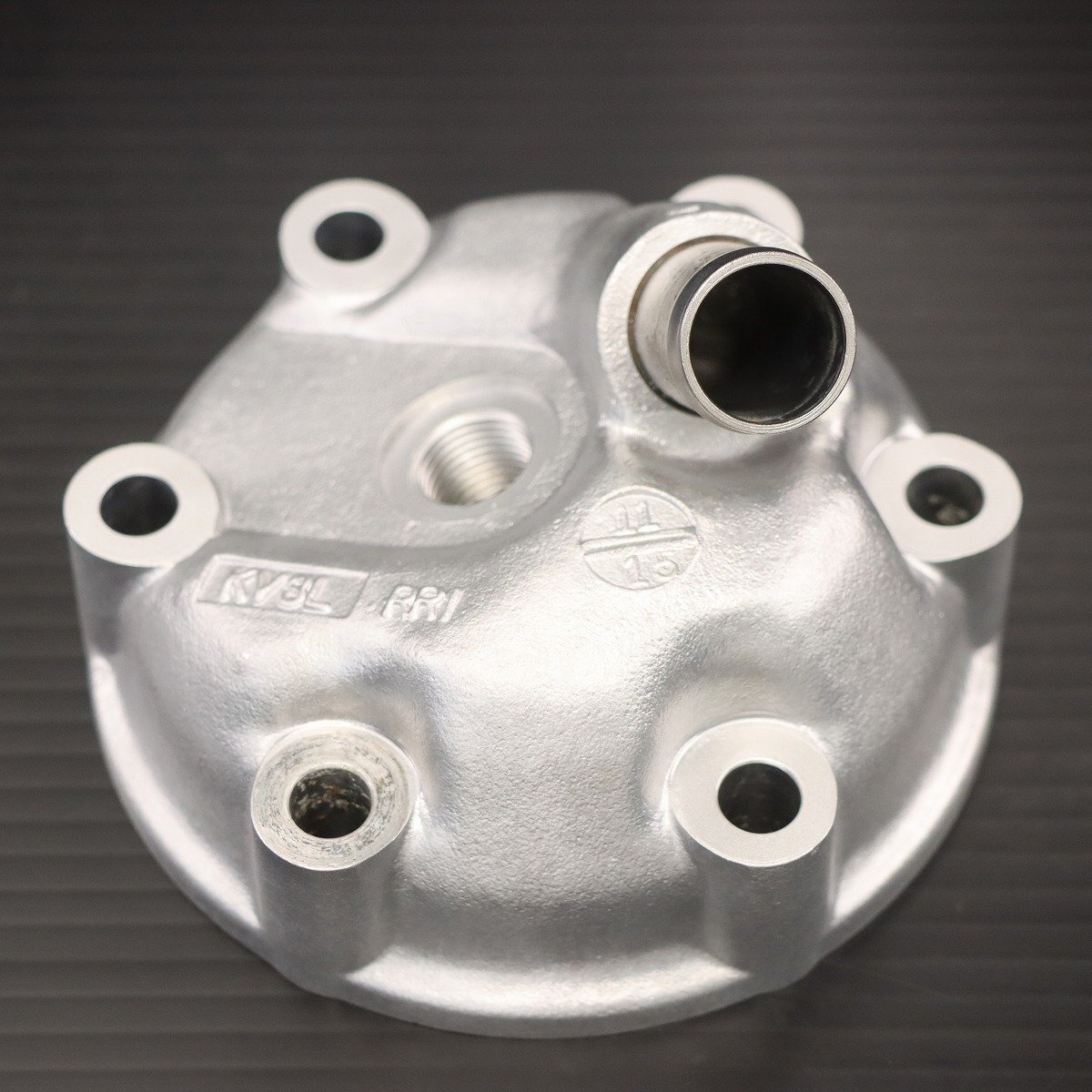 激安！NSR250R SP純正リアバンクシリンダーヘッド/リビルド品/HRCセンタープラグヘッド用に！MC28/1994～/96SPレプソルカラー 激安！NSR250R純正乾式用リアバンクシリンダーヘッド⁄リビルド品！MC28