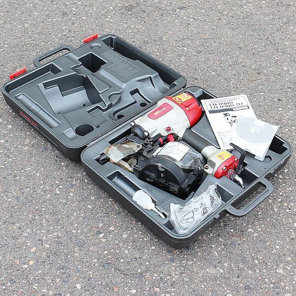 ☆マックス（MAX） 常圧 釘打ち機 CN-890S 未使用品 Amazon | マックス(MAX) 常圧コイルネイラ CN-890S | エア釘打機