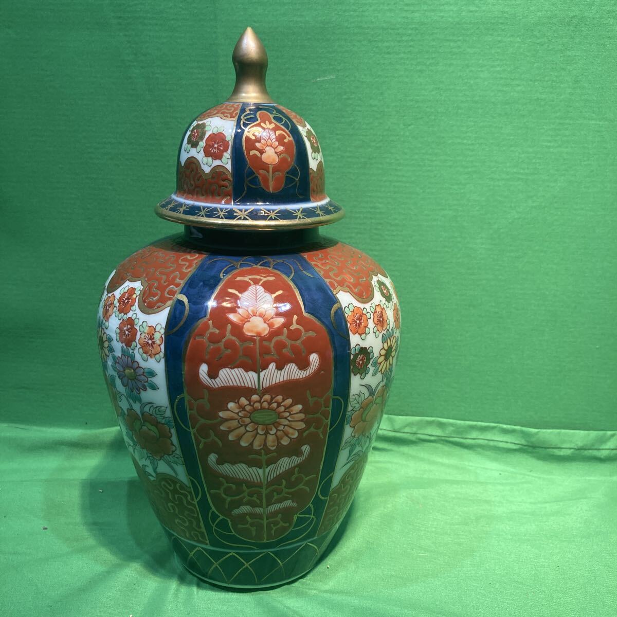 未使用 美濃焼 エクレクティックカイカイ 蓋付き壺 花瓶　インテリア置物　希少品 未使用 美濃焼 エクレクティックカイカイ 蓋付き壺 花瓶