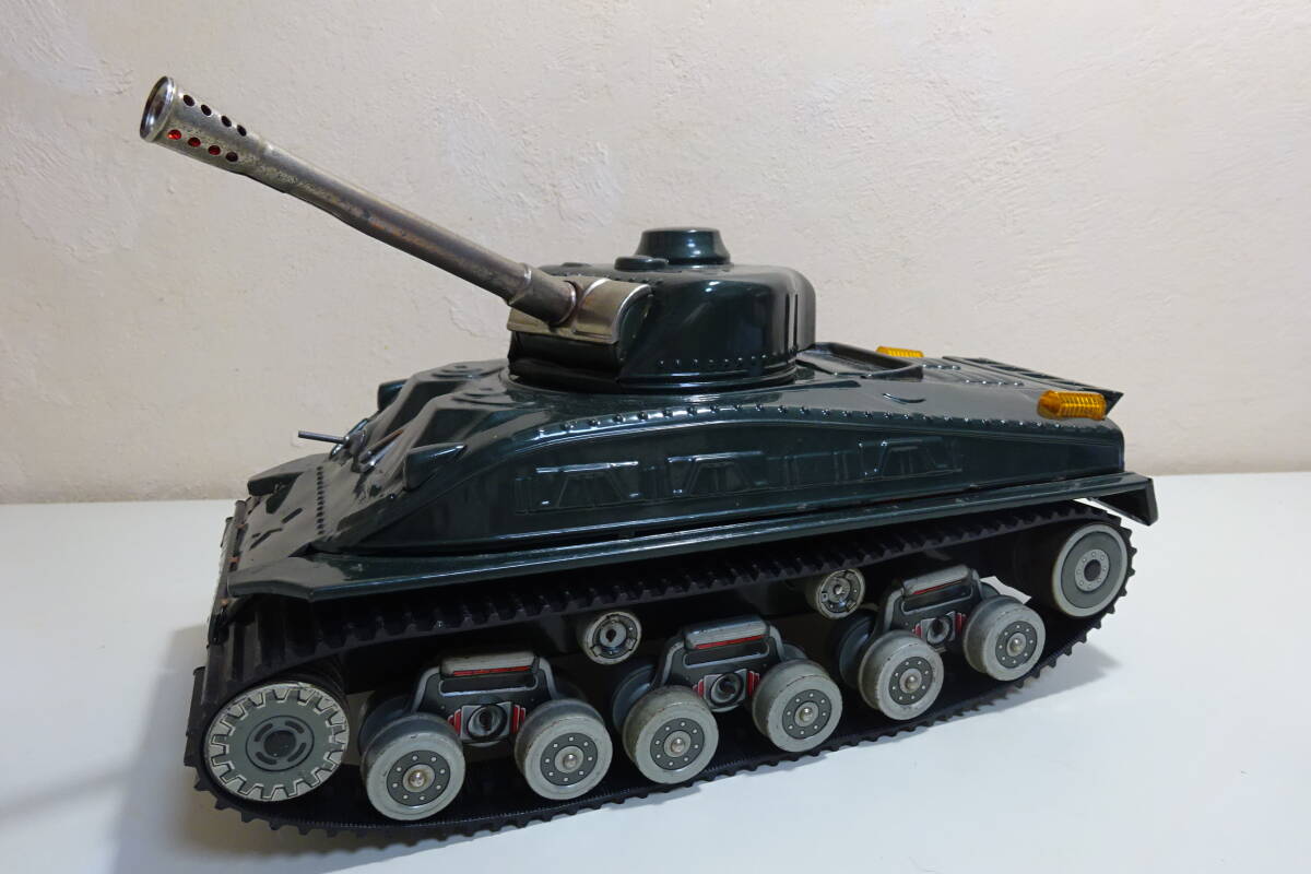昭和レトロ！！★タイヨー(TAIYO)ブリキ戦車M-4 シャーマン★ 昭和レトロ！！☆タイヨー(TAIYO)ブリキ戦車M-4 シャーマン☆
