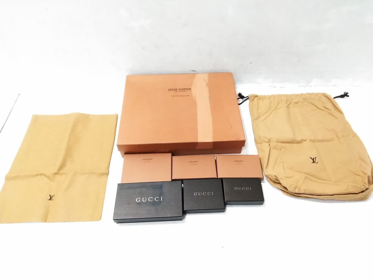 ルイヴィトン空箱、手提げ袋 LOUIS VUITTON（ショップ袋）のフリマアイテム一覧