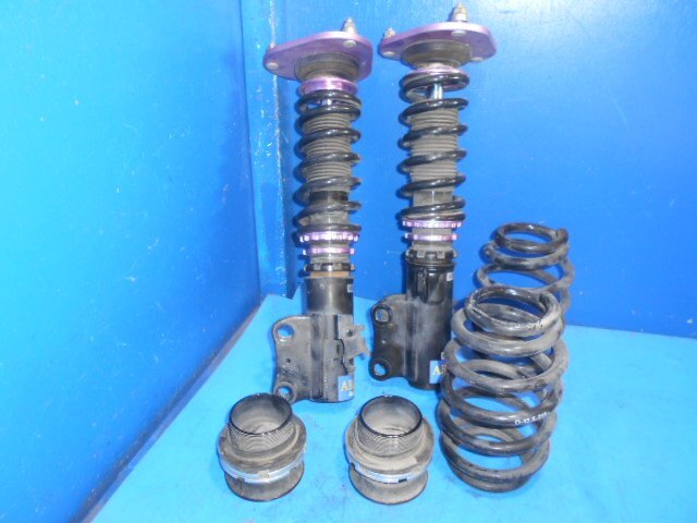 ☆プリウス30系サスペンションキット(ショックアブソーバー、スプリング)中古☆ ☆プリウス30系サスペンションキット(ショックアブソーバー