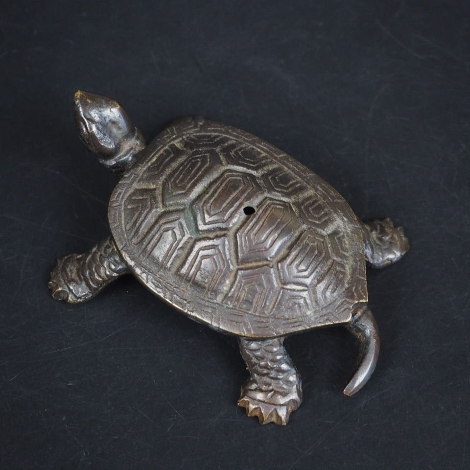 中国　書道具　古銅　花籠形　水指　水滴　時代箱付　V　3916 中国 書道具 古銅 花籠形 水指 水滴 時代箱付 V 3916 中国