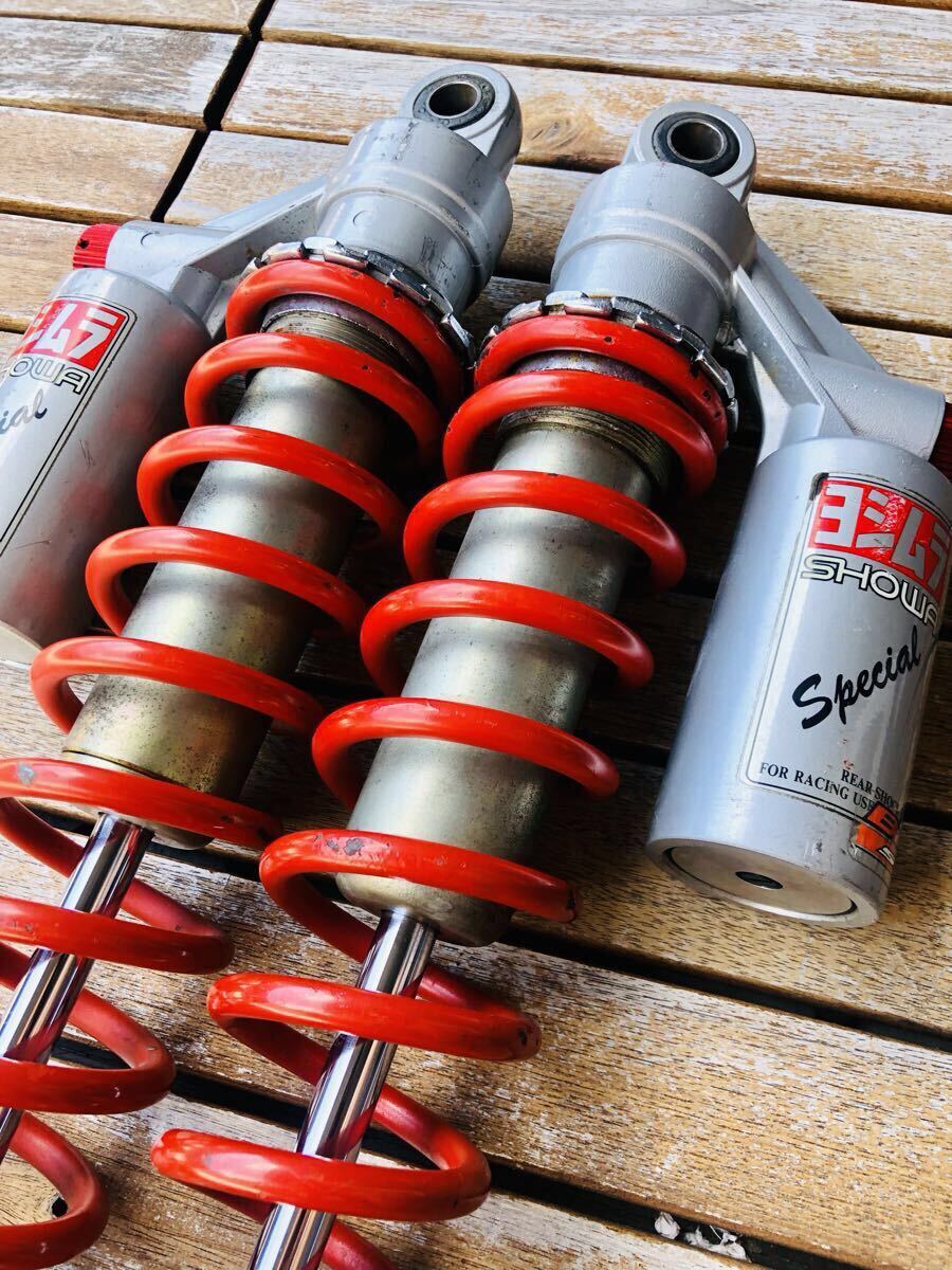 ゼファー400 Z2タイプ　サスペンション　希少 ゼファー400 Z2タイプ サスペンション 希少 Z400FX/ZEPHYR400/χ