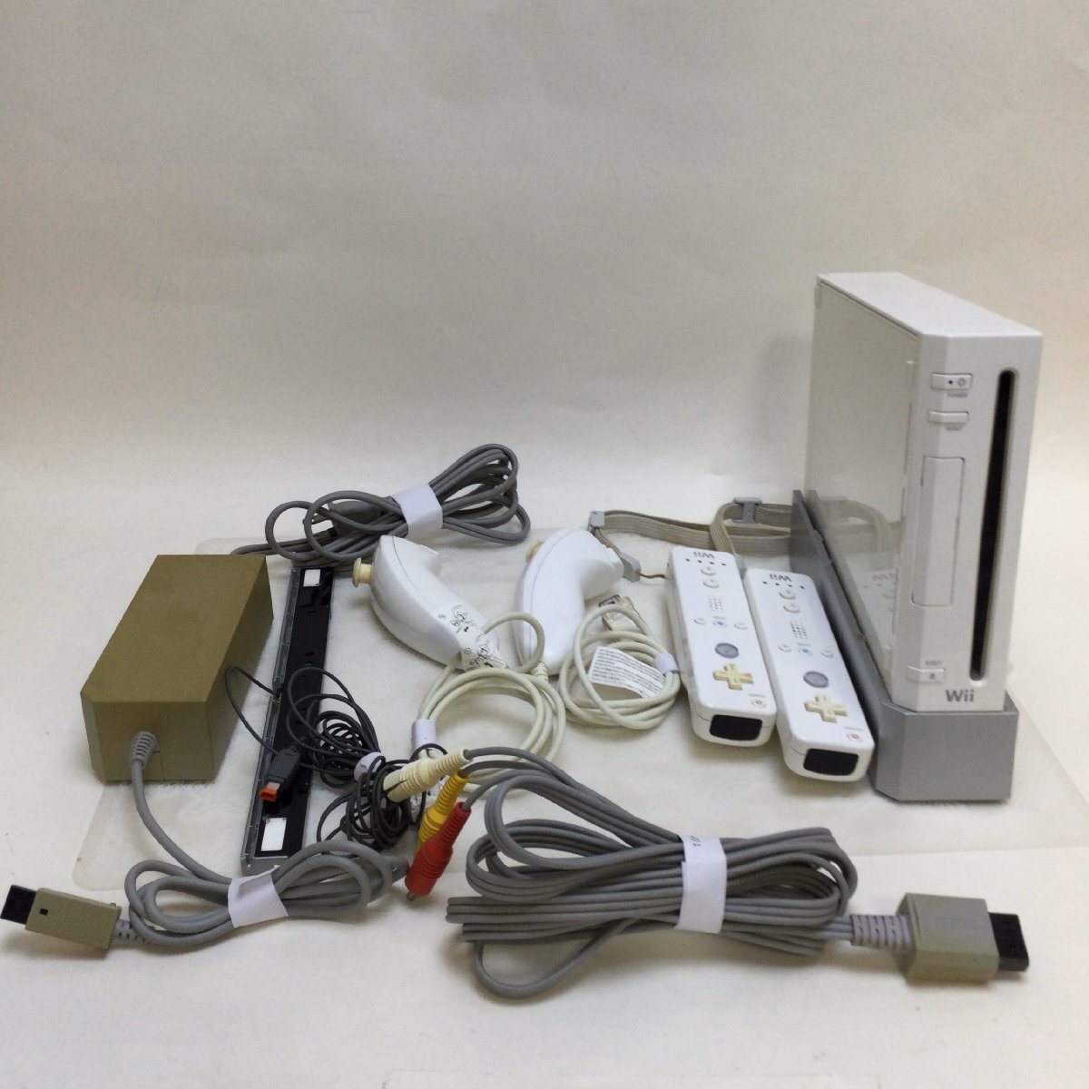値下げしました！　Nintendo Wii 一式！ 41eiPZL+BQL._AC_UF350,