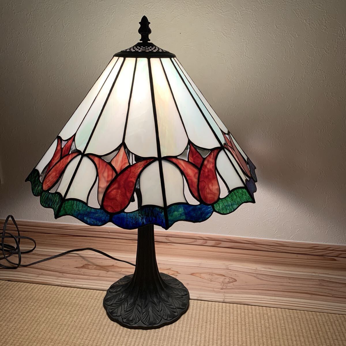 中古良品★ステンドグラス　テーブルランプ Yahoo!オークション -「ステンドグラスランプ中古」の落札相場