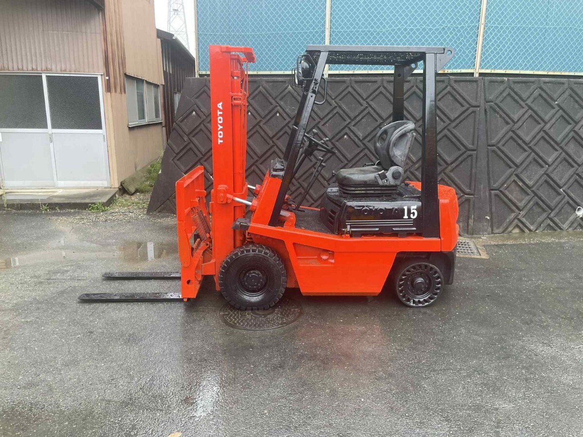 富山発　TOYOTA フォークリフト 15型 オレンジ 富山発 TOYOTA フォークリフト 15型 オレンジ 富山発TOYOTA