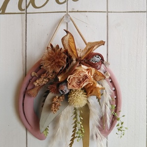 【ラッキーアイテム】09★ 馬蹄リース*馬蹄鉄*古蹄鉄*ホースシューリース*オールドローズ塗装*ドライフラワー ★ 写真現品