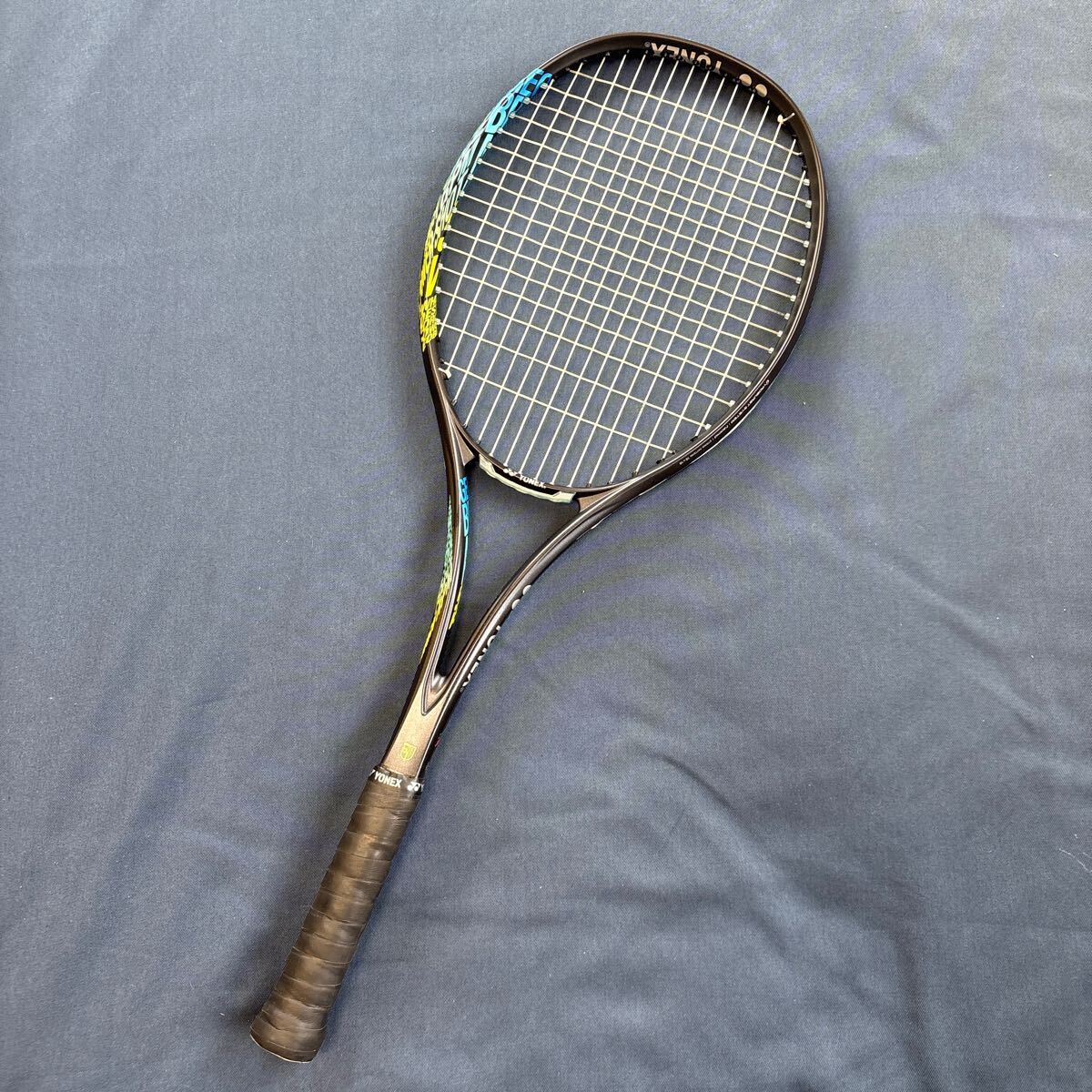 YONEX ソフトテニスラケット ACEGATE 中古　　ワンシーズン使用 YONEX ソフトテニスラケット ACEGATE 中古 ワンシーズン使用