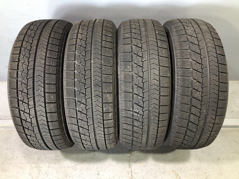 2022年製205/60R16バリ山！中古スタッドレスタイヤ2本セット 2022年製205/60R16バリ山！中古スタッドレスタイヤ2本セット