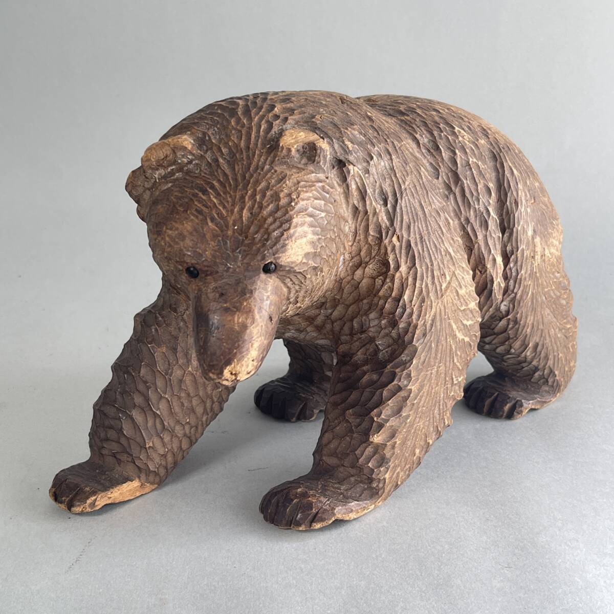 北海道　木彫　熊　1967年頃 北海道 木彫 熊 1967年頃 木彫り熊 鮭咥え 1967年 珍しい右向き