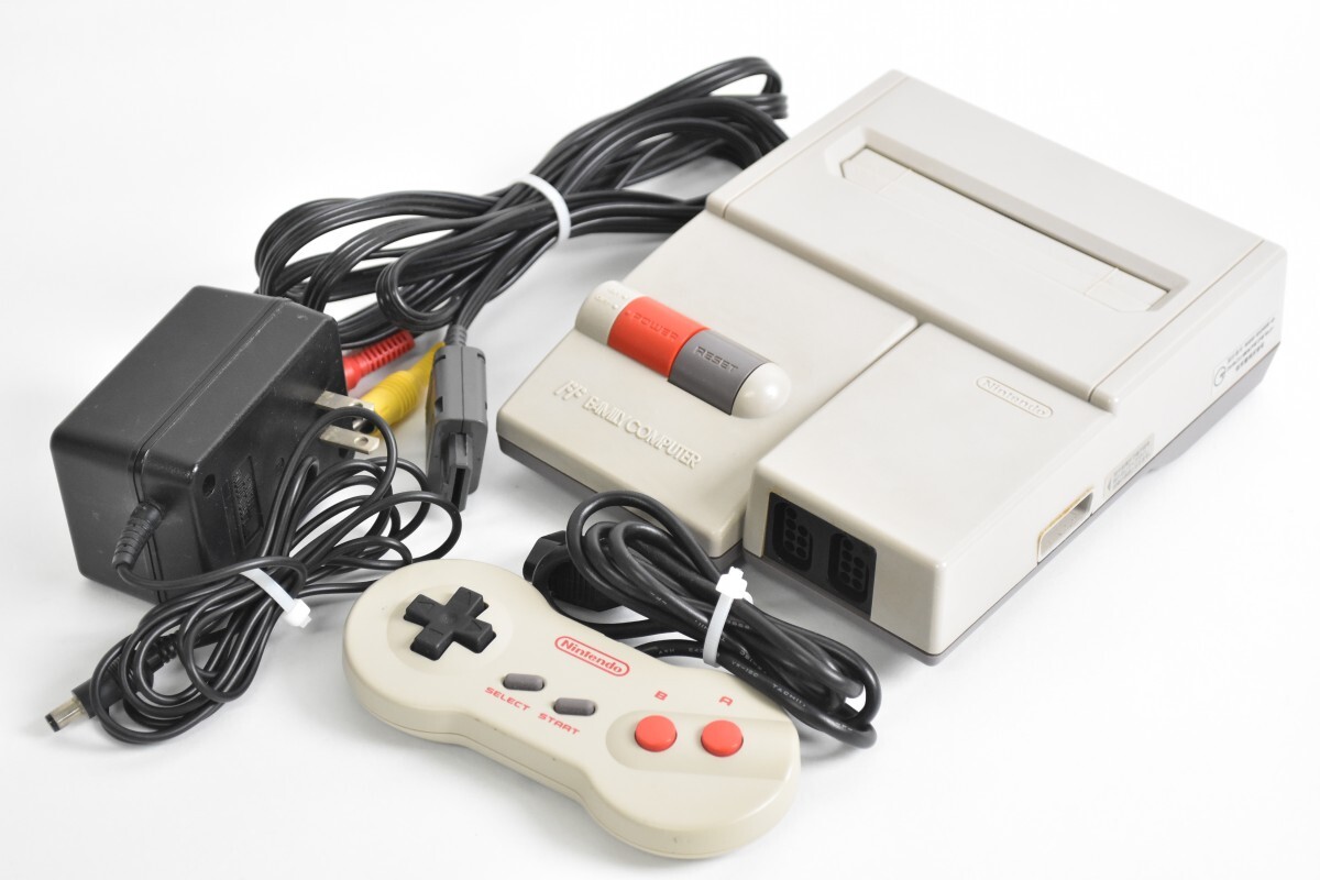 ニューファミコン　本体　コントローラー　動作確認済み 楽天市場】【中古】 NEWファミコン本体 ニューファミコン AC
