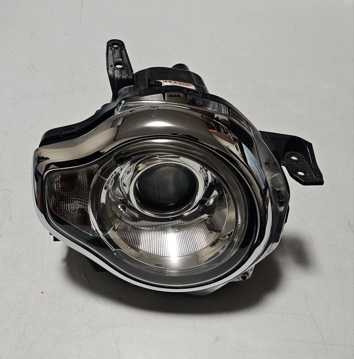 スズキ　ハスラー　右ヘッドランプ　MR41S 2025年最新】Yahoo!オークション -mr41s 純正(ヘッドライト)の