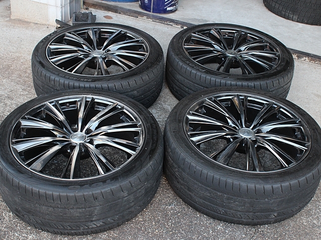 23年製バリ山　225/40R19 19×8J インセット+45 二本+38二本 23年製バリ山 225/40R19 19×8J インセット+45 二本+38二本