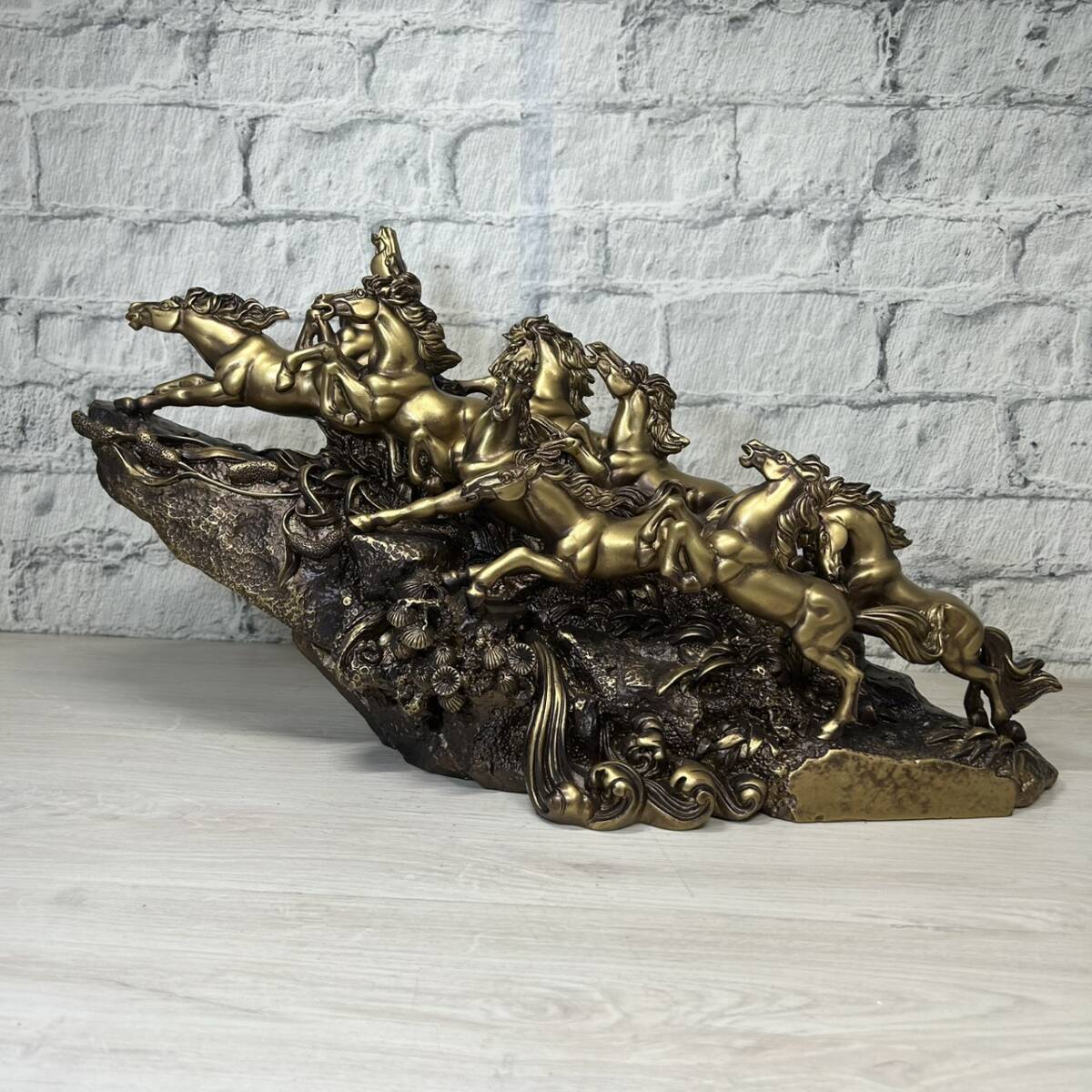 うまくいく　置物　馬　金　C 馬九いく うまくいく 置物 馬 金 D 馬九いく うまくいく！】ゴージャスな