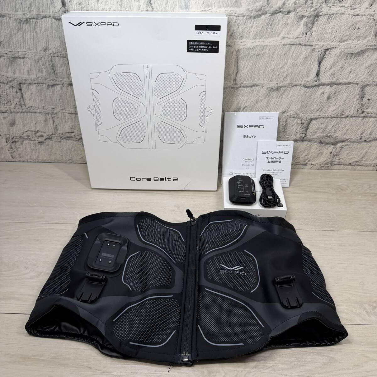 新品 未使用 未開封品SIXPADシックスパッド コアベルト 保証書付き ⑦最新型 新品 未使用 開封品 SIXPAD シックスパッド コアベルト