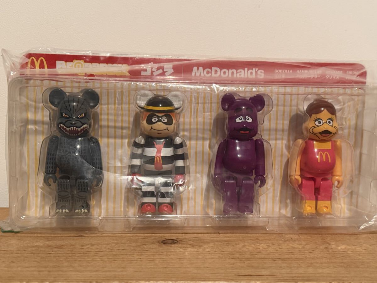 マクドナルドベアブリック 5体セット 楽天市場】◎【ベアブリック/BE@RBRICK】『 ゴジラ x McDonald's