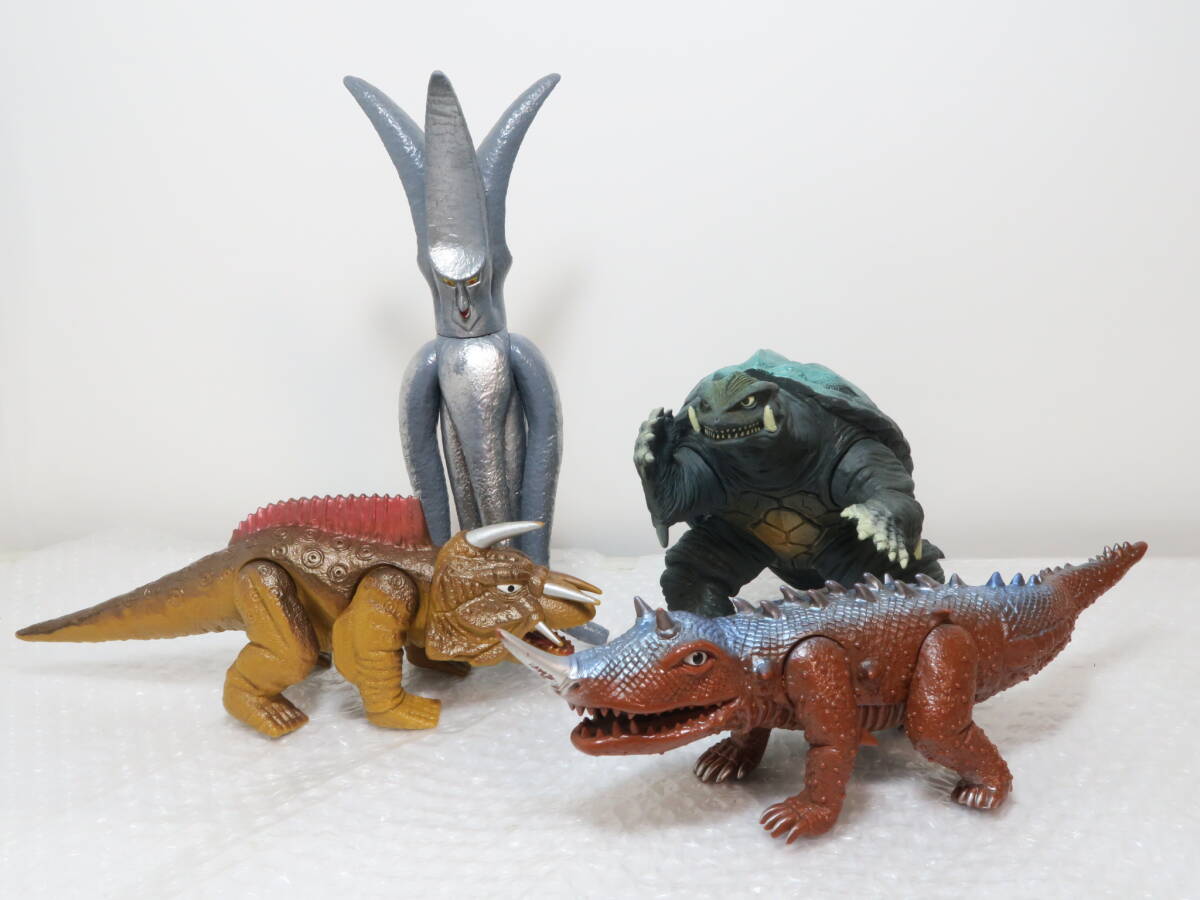 Yahoo!オークション -「ジャイガー ソフビ」の落札相場・落札価格