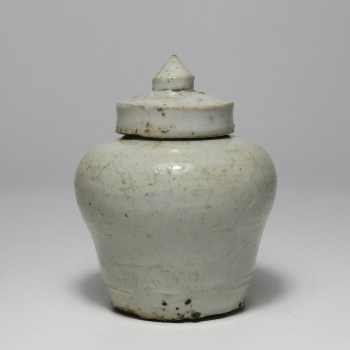 李朝 白磁 小壺 古玩 アンティーク 朝鮮陶器 李朝 白磁 壷 木箱付き