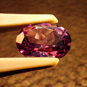 アレキサンドライト 9mm ルース 水晶 原石 結晶 丸玉 ポイント ハンドメイド 素材 カラーチェンジ 宝石 鉱物 コレクション パワーストーン