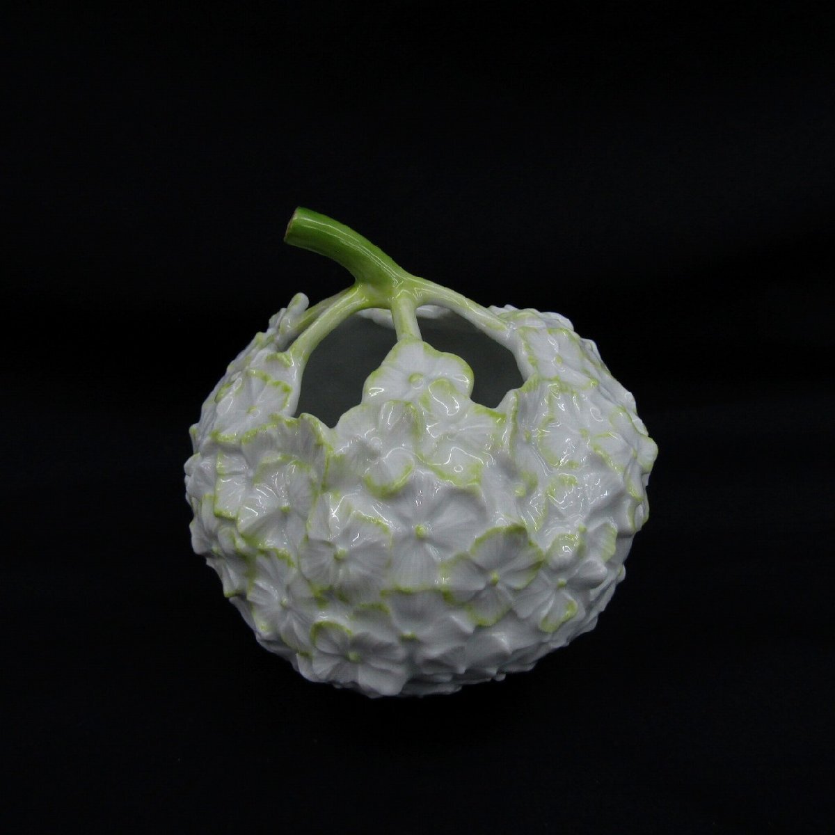 ⭐️  ロイヤルコペンハーゲン 紫陽花 花瓶 Amazon.co.jp: ロイヤルコペンハーゲン 紫陽花 フラワーベース