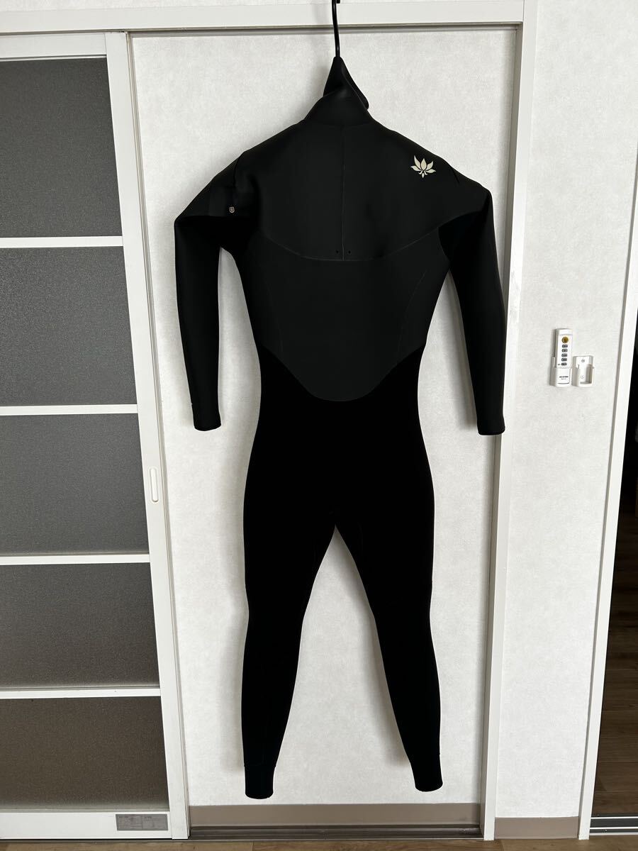 ⭐︎美品⭐︎ 新品未使用セミドライスーツ。 2025年最新】Yahoo!オークション -セミドライスーツの中古品