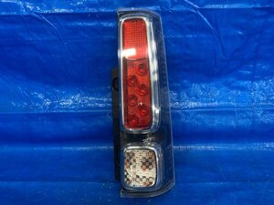 MK53S スペーシア 右テールランプ 1カプラー5P 品番 35650-79R01/35650/79R02 保管11C1 カラーNo Z2S 500340
