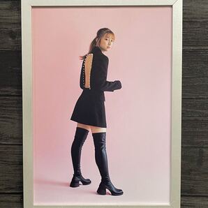 額装品★上白石萌歌/adieuアデュー②②背中パックリ開いた衣装★義母と娘のブルース★パリピ孔明★午後の紅茶★当時印刷物★A4サイズ額入り