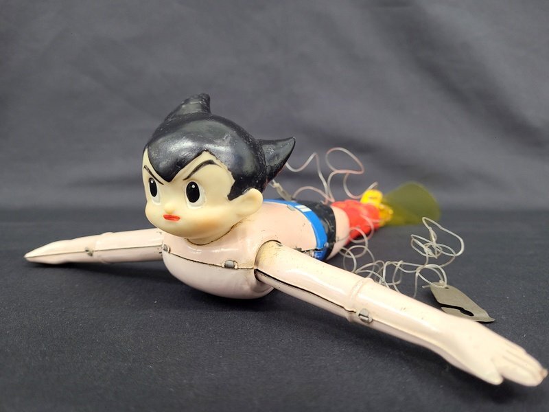 旧バンダイ【鉄腕アトム 動作確認済】当時物ブリキ製ゼンマイ歩行人形TIN【箱無】 BANDAI - 旧バンダイ【鉄腕アトム 動作確認済】当時物ブリキ製