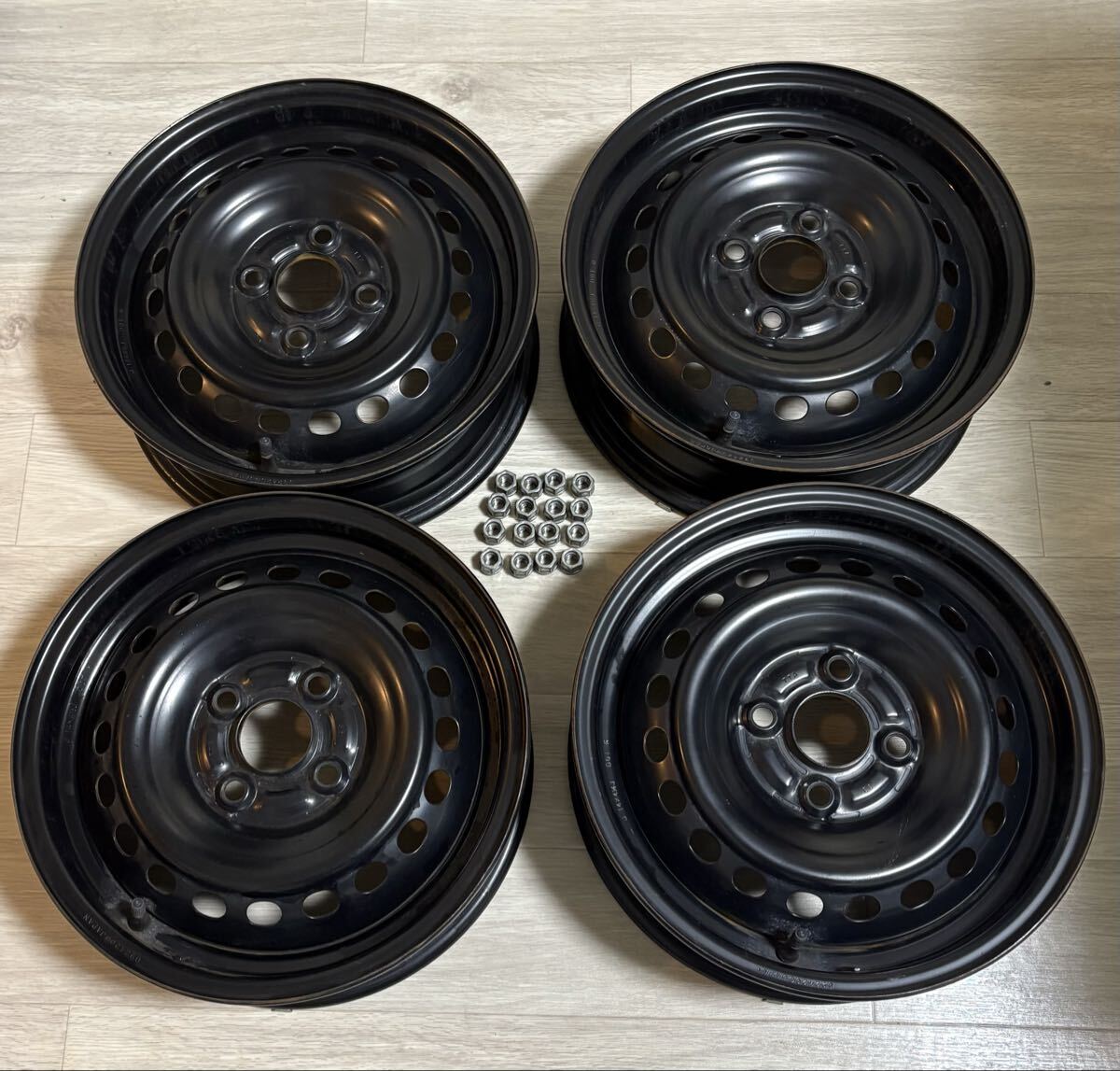 N-BOX純正 14インチ スチールホイール＆カバー＋ブリジストン NEWNO Amazon.co.jp: 純正品 N-BOX JF3/4 14インチ スチールホイール