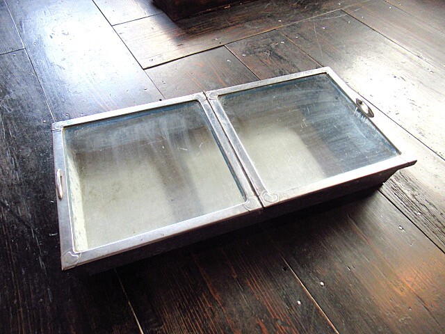 ビンテージ　ブリキ菓子ケース　昭和レトロ　ショーケース　古道具　古家具 アンティーク ブリキ製ガラスケース ガラスショーケース 駄菓子