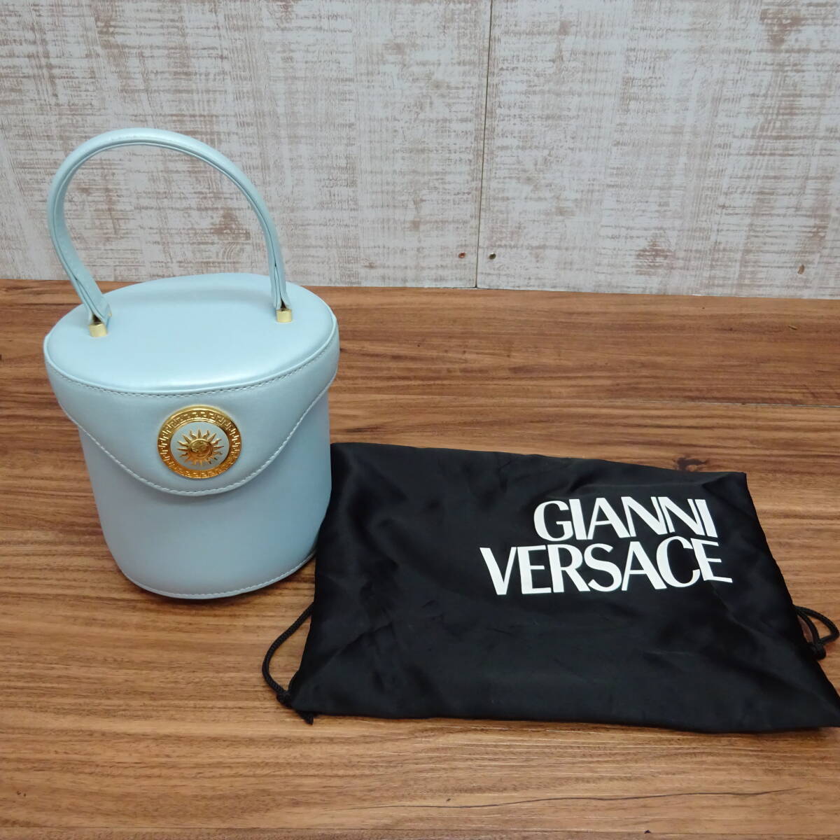 ヴェルサーチ　バニティバック　未使用 1220340180012.jpg