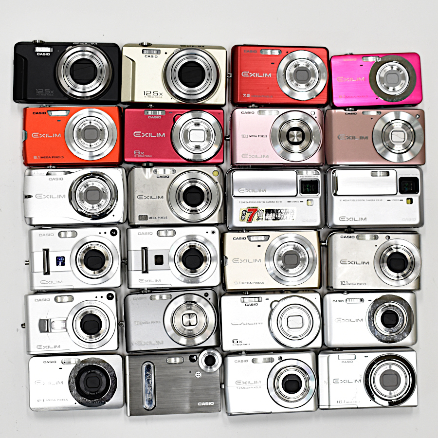 Casio、Lumix、Olympus コンパクトデジタルカメラ 11台セット Casio、Lumix、Olympus コンパクトデジタルカメラ 11台セット