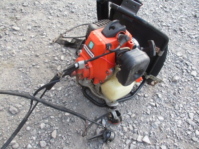 やまびこ 共立 刈払機 エンジン RME2300B 背負 草刈機 整備済 ラス1 やまびこ 共立 刈払機 エンジン RME2300B 背負 草刈機 整備済 ラス1