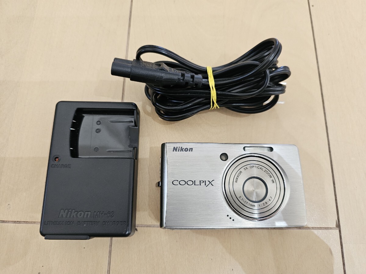 Yahoo!オークション -「coolpix s500」の落札相場・落札価格