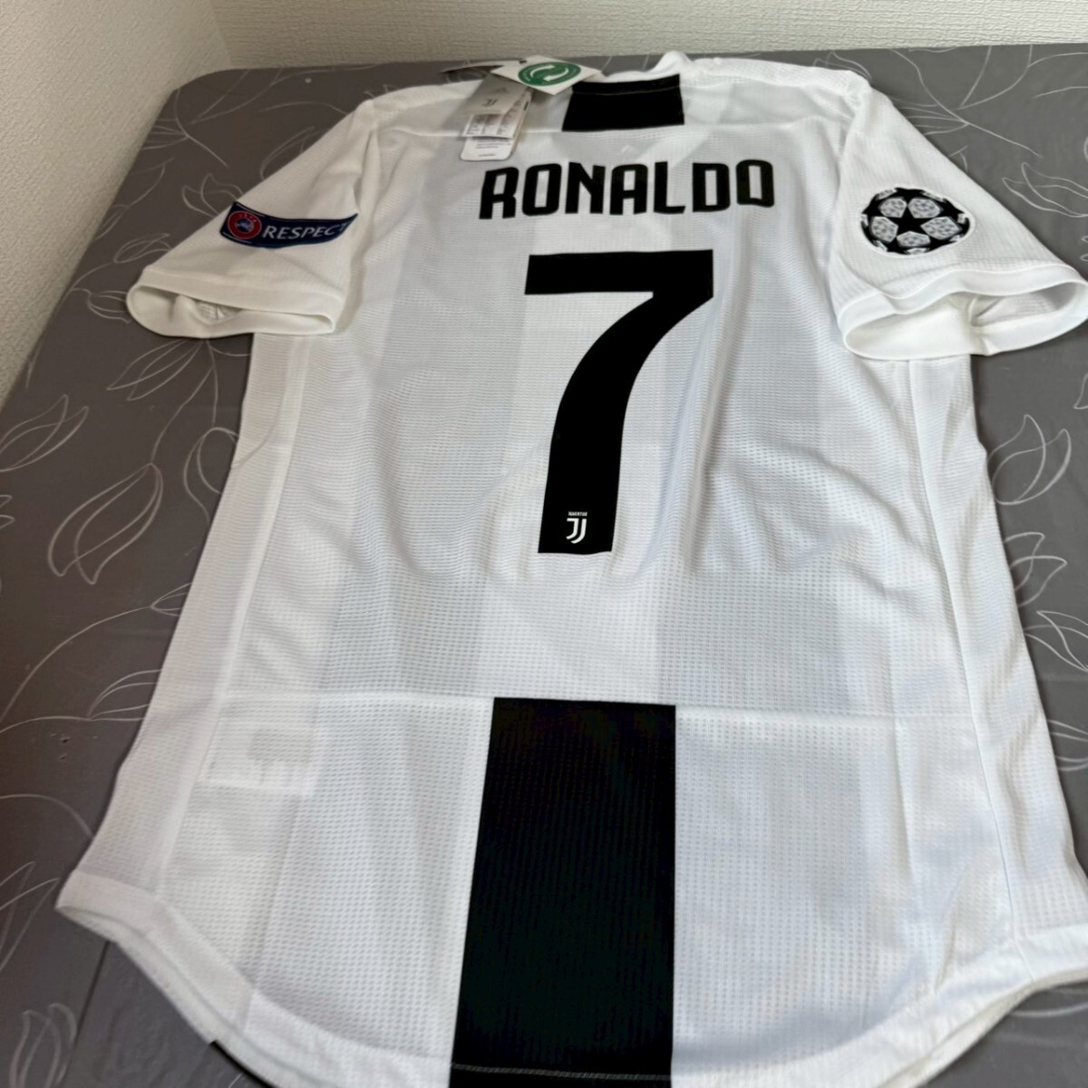 ☆ユヴェントス☆クリスティアーノ・ロナウド☆ユニフォーム☆正規品☆タグ付き☆ ユベントス サッカーユニフォーム メンズ SIZE L ホワイト