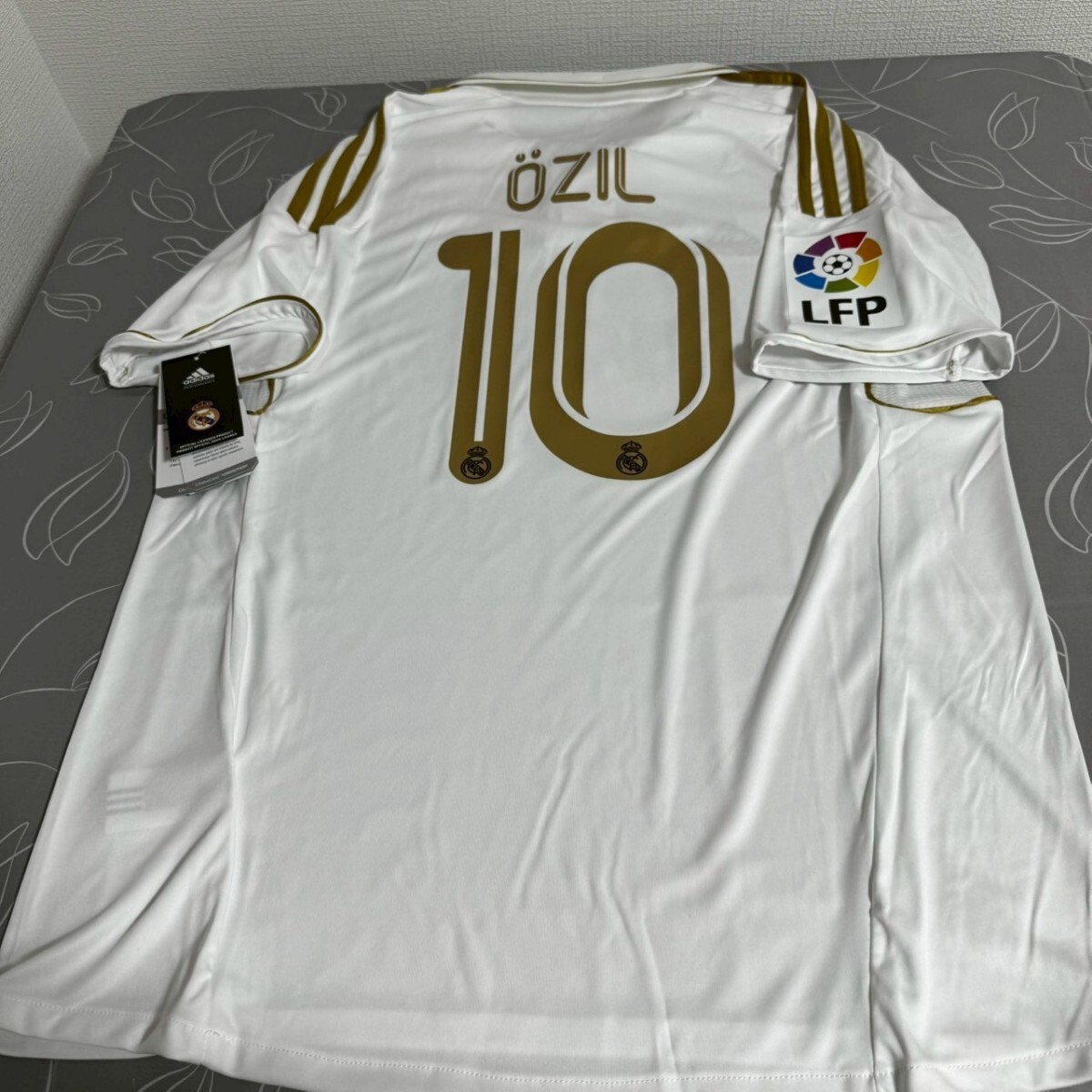 2025年最新】Yahoo!オークション -レアルマドリード エジル